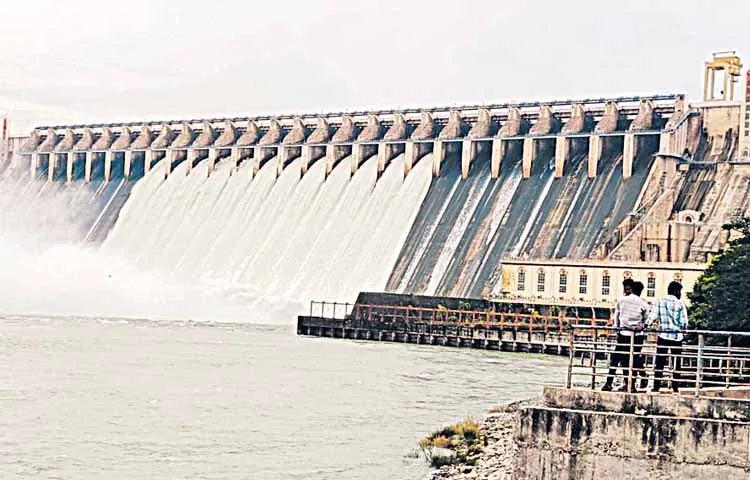 Srisailam reservoir is at maximum level for last three days