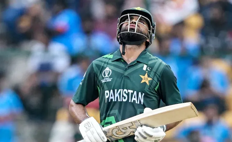 This Pak Star Not Keen To Retire Despite Not Omitted From Central Contract