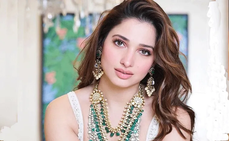 Tamannaah Bhatia's 'Aaj Ki Raat' full version out on YouTube