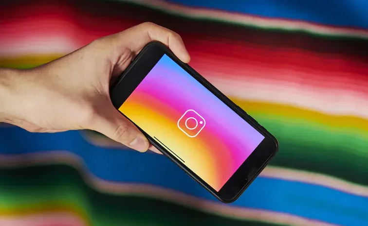 Instagram facing technical issues to send direct messages