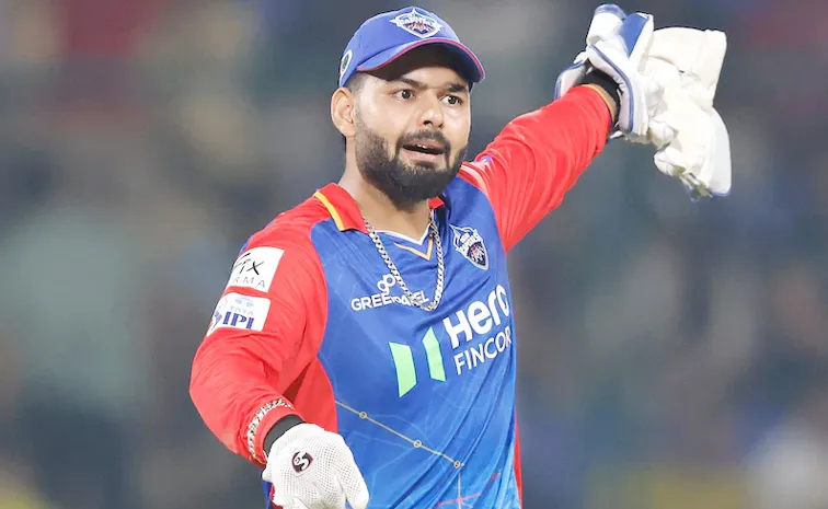 Pant Part Ways With Delhi Ahead Of IPL 2025 Retention Report Makes Huge Claim