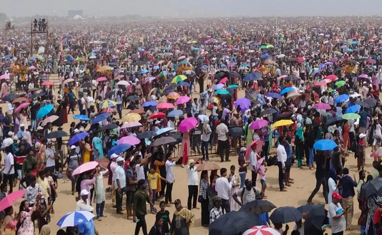 stampede in chennai marina beach air show several deceased