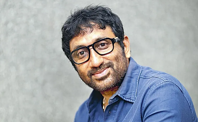 Director Srinu Vaitla About Vishwam Movie