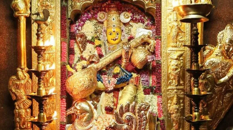 Dussehra 2024: Navratri 7th Day Worship Goddess Saraswati Devi Alankaram