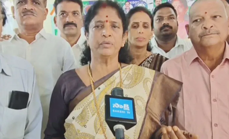 YSRCP Vanga Geetha Serious Comments On CBN And Pawan