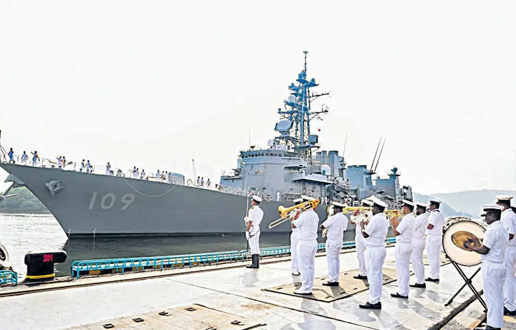 Foreign warships off Visakhapatnam