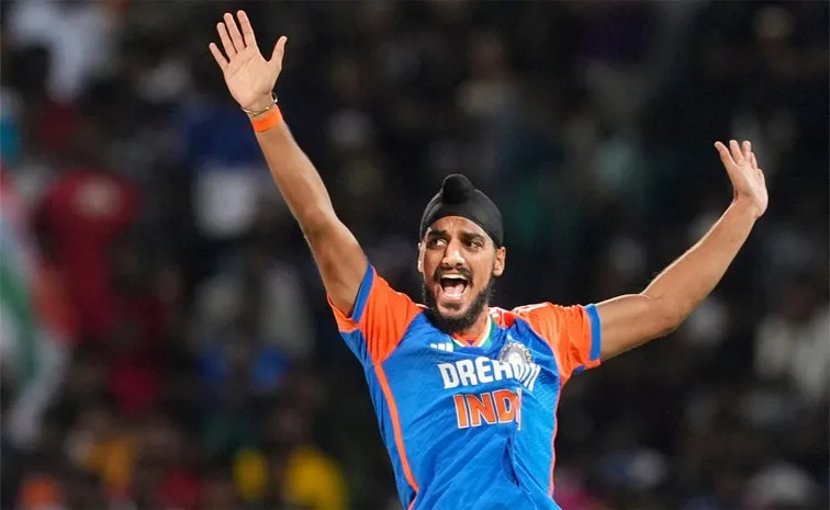 IND VS SA 2nd T20: Arshdeep Singh 3 Wickets Away From Becoming Indias Most Successful T20I Pacer