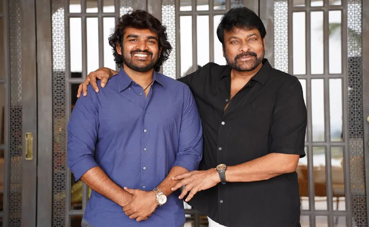 Kiran Abbavaram Shares Pics meet With Megastar Chiranjeevi