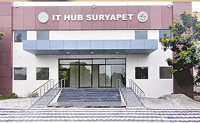 IT hubs is not progressing: Telangana