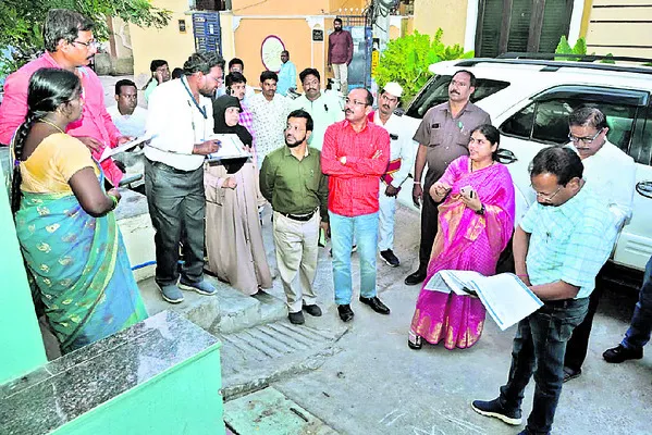 సమగ్ర సర్వేపై  కమిషనర్‌ అసంతృప్తి