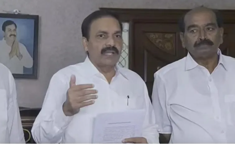 Ex Minister Kakani Govardhan Reddy Comments On Yanamala Ramakrishnudu