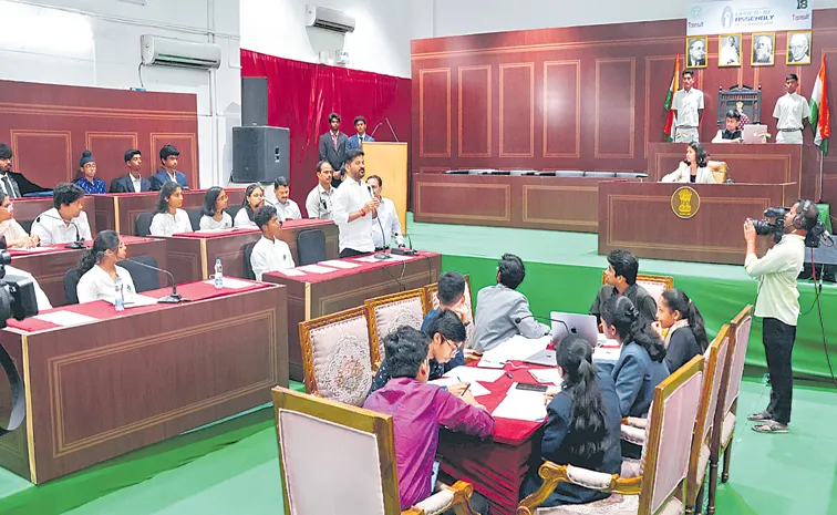 CM Revanth Warning For contractors supplying goods to hostels