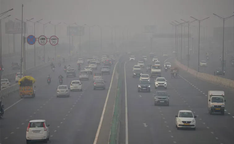 Delhi NCR and North India fog Visibility Low