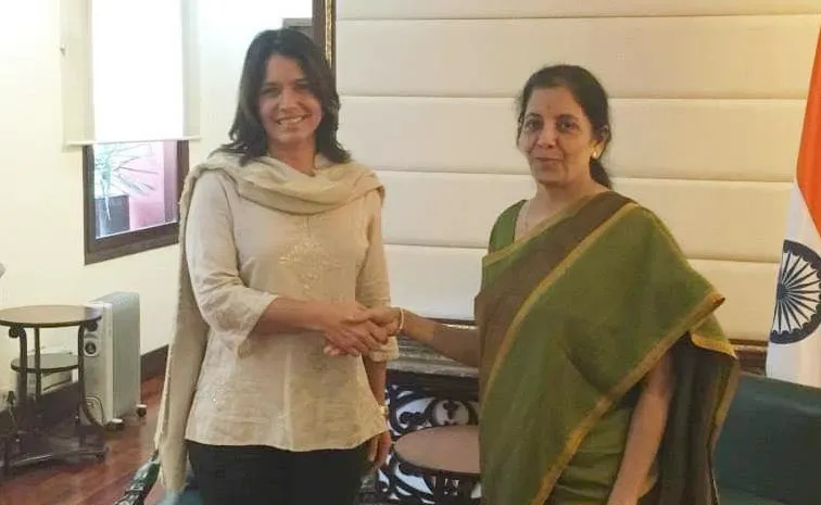 Minister Nirmala Sitharaman Congratulates Tulsi Gabbard