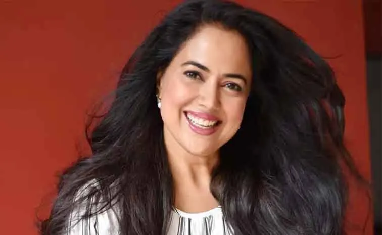 Sameera Reddy reveals Akshai would Get her Mother to Join Us on Our Dates