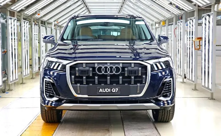 Audi Opens Bookings For New Audi Q7 Launching On November 28