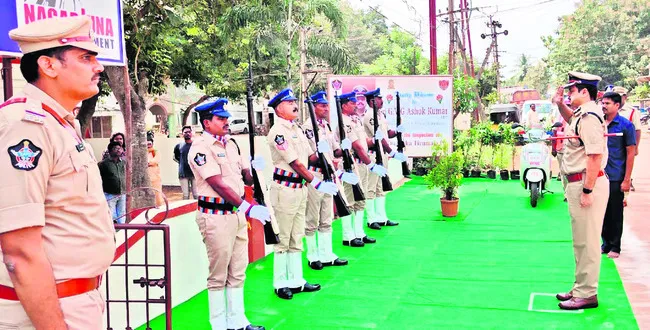 మహిళలు, బాలికల రక్షణకు ప్రత్యేక చర్యలు 