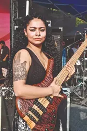 Ar Rahman Bassist Mohini Dey Announce Divorce After Hours8