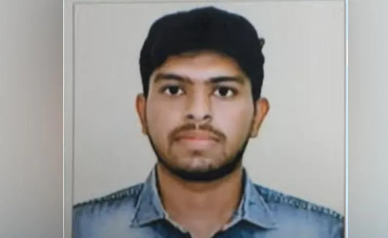 Software Engineer Suicide At Mind Space Building In Hyderabad