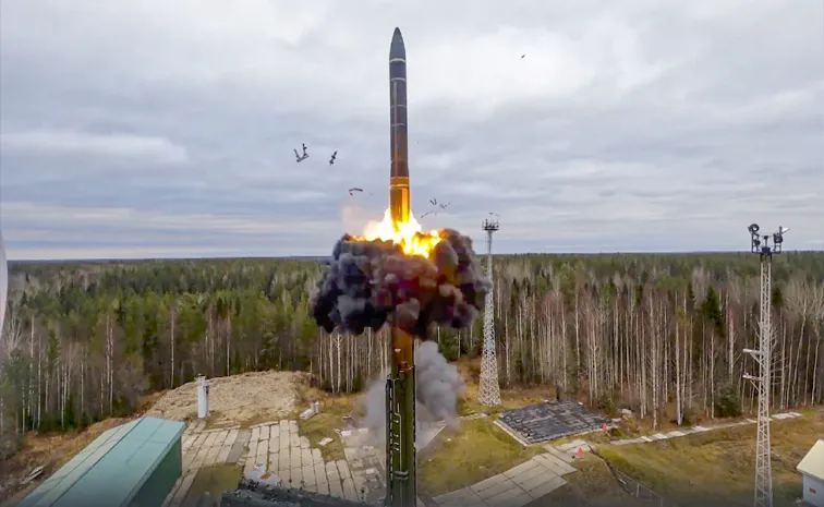 Russia fires intercontinental ballistic missile at Ukraine