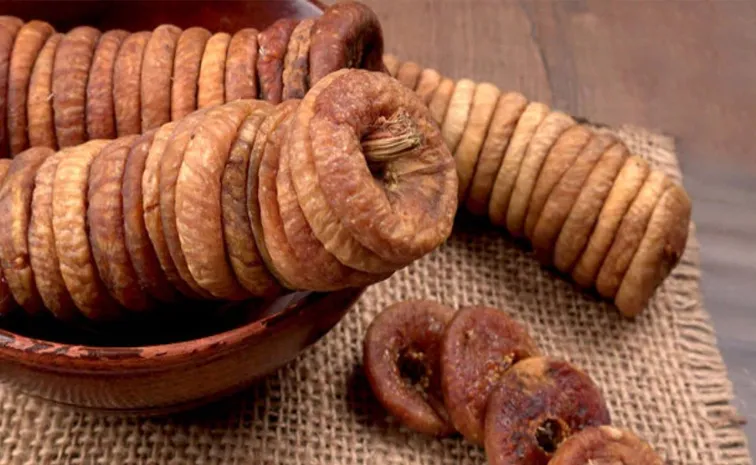 Is anjeer a non-vegetarian fruit? truth about figs
