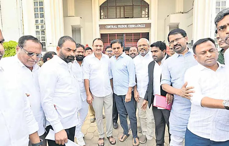 Ktr Meeting with Patnam Narender Reddy in Cherlapalli Jail