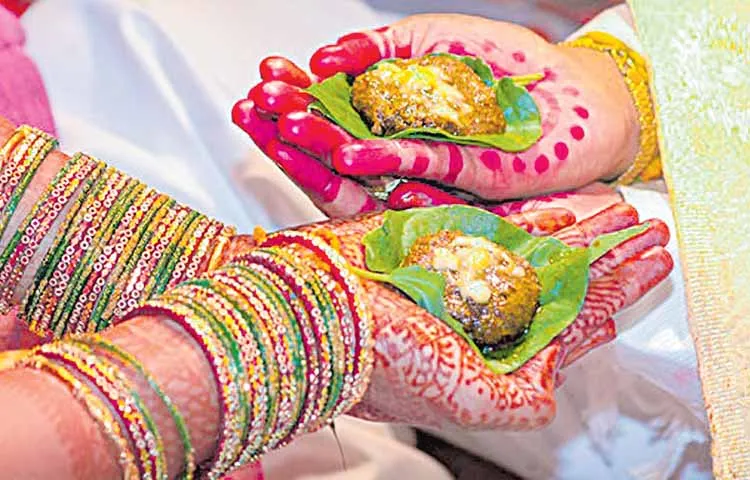 Huge weddings in December