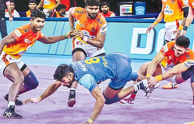 Puneri Paltan beat Bengal Warriors by 17 points