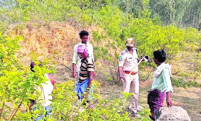 పోడు సాగుకు యత్నించిన వారిపై కేసు