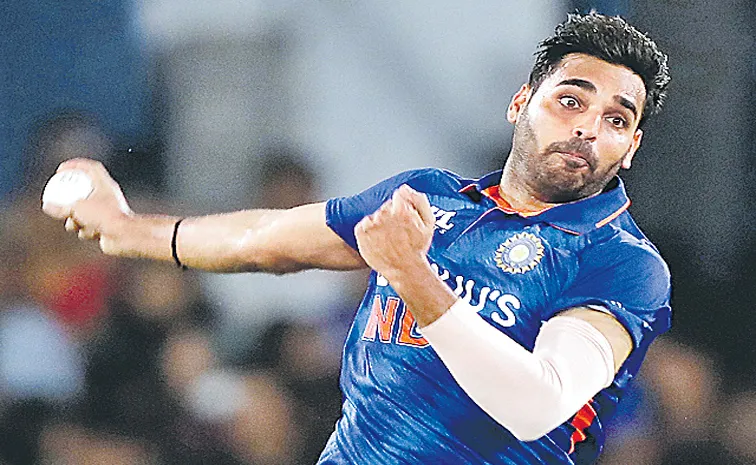  Bhuvneshwar goes to RCB for INR 10. 75 crore IPL Auction 2025