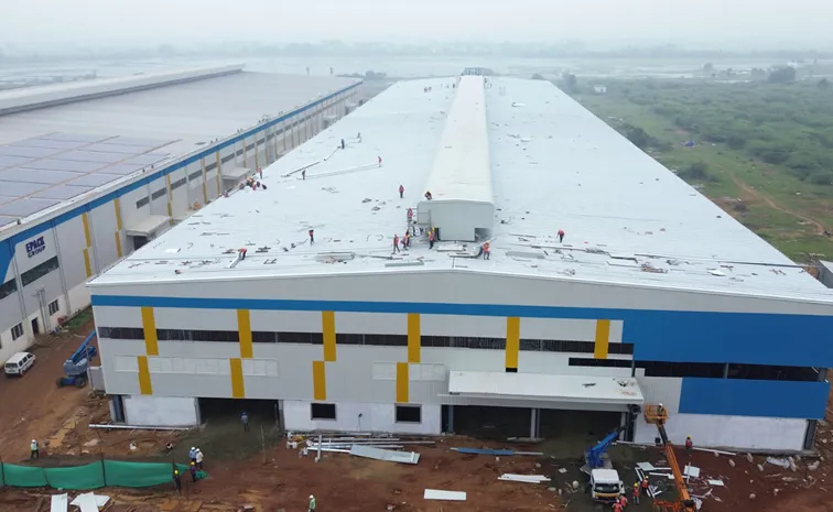 EPACK Prefab Set New Record in Constructing Building Only 150 Hours
