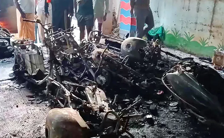 Another Ev Bike Battery Fire In Hyderabad