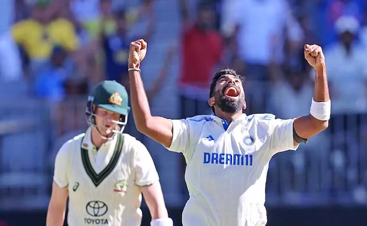 Jasprit Bumrah returns to No. 1 spot after Perth Test heroics