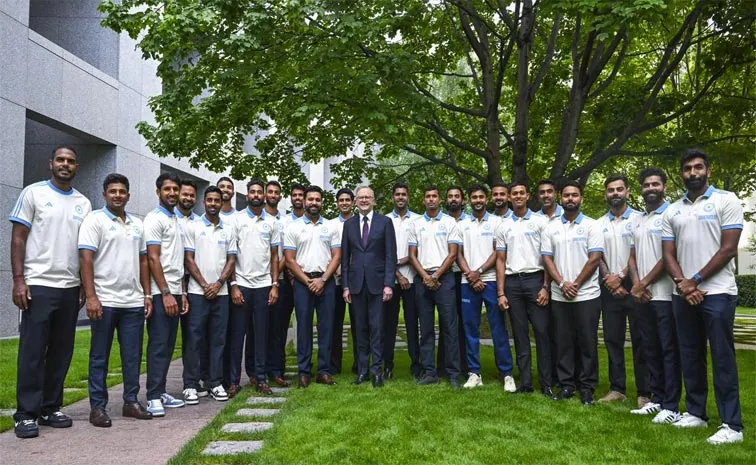 Team India Cricketers Meet Australia PM Anthony Albanese Before Practice Match