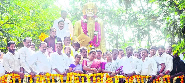 ఆధునిక యుగ పురుషుడు పూలే 