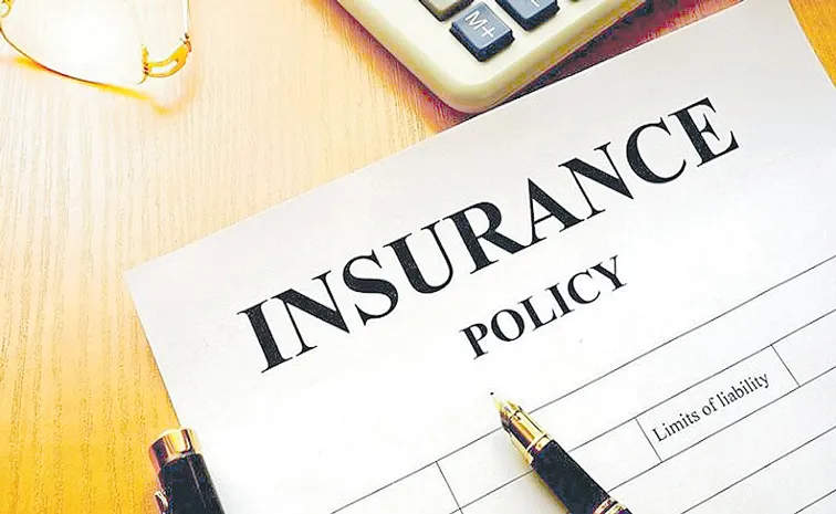 Finance Ministry backs raising FDI in insurance to 100percent