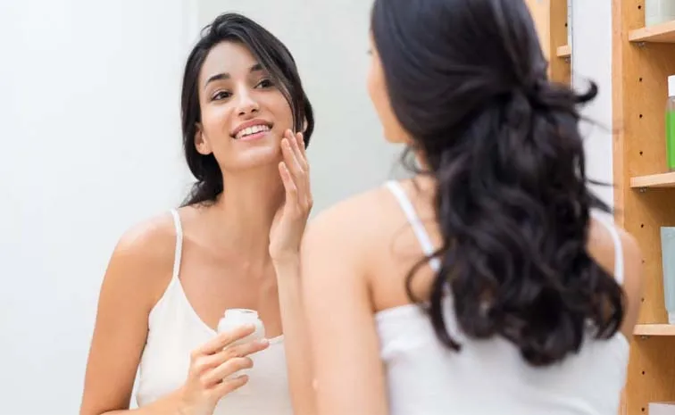 How To Choose Right Moisturizer For Your Skin