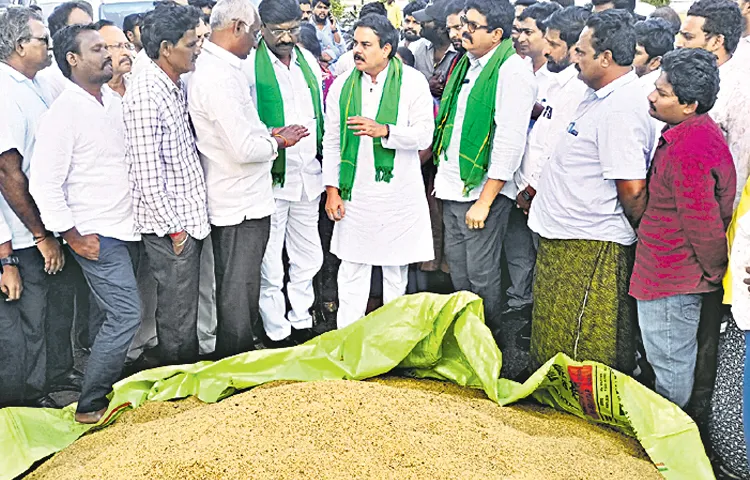 Nadendla Manohar knowing about the problems with grain purchases.