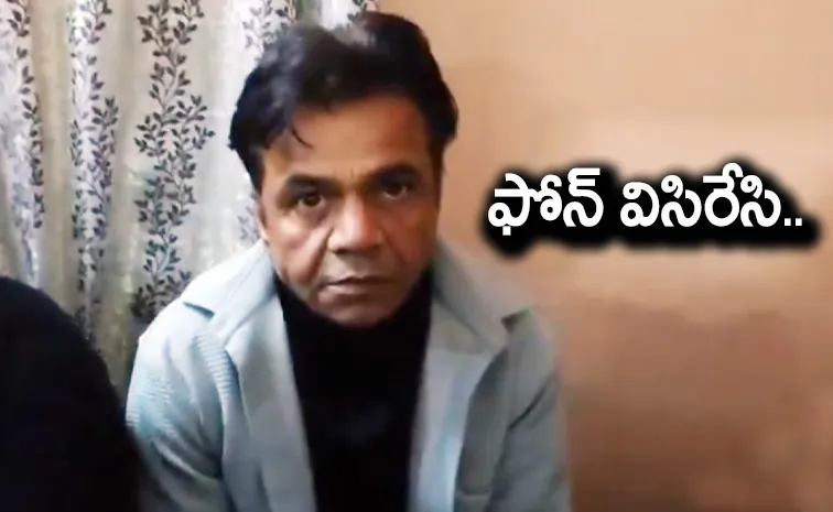 Rajpal Yadav Snatches Phone of Journalist Who Asks Him about his apology on Diwali