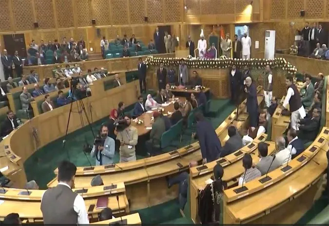 Chaos in J&K Assembly 1st session over resolution against Article 370 abrogation