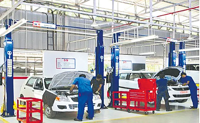 Maruti Suzuki passenger car production down 16percent in October