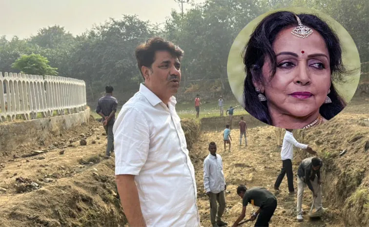 Will Make Roads Like Hema Malini Cheeks: AAP MLA