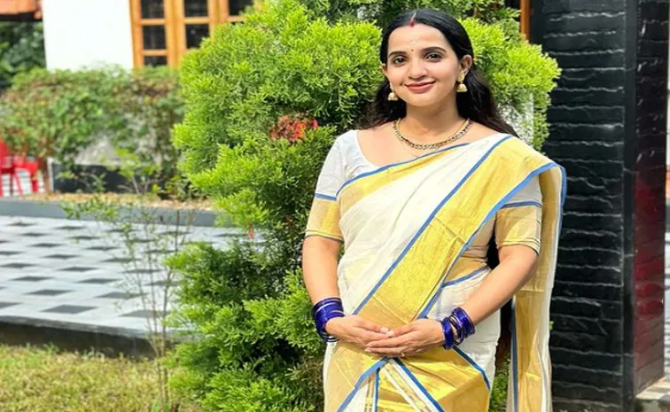 Malavika Krishnadas and Thejus Jyothi welcome their first baby