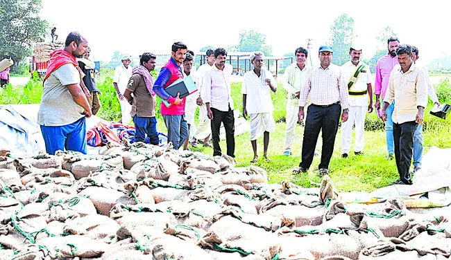 సన్న, దొడ్డు వడ్లు వేర్వేరుగా కొనాలి