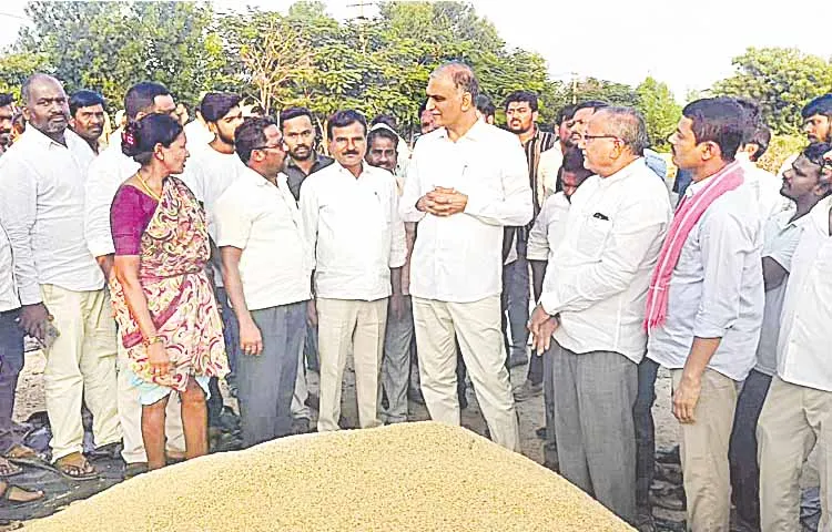 Harish Rao inspected the grain purchase centre3