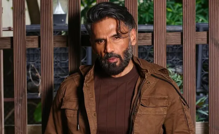 Bollywood actor Suniel Shetty injured severely on Hunter set