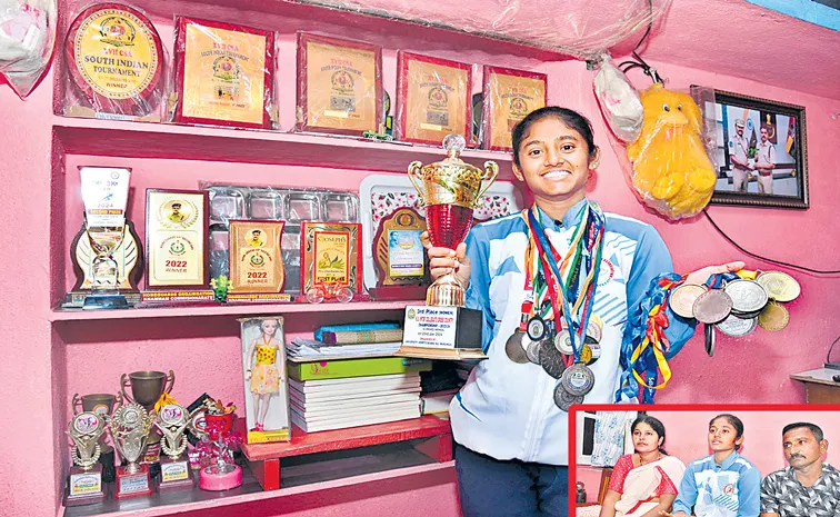 Khammam Sisters Sk Afreen and Samreen wins National Junior Athletics Championship