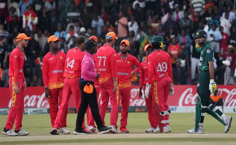 Zimbabwe Restricted Pakistan To 165 Runs In First T20