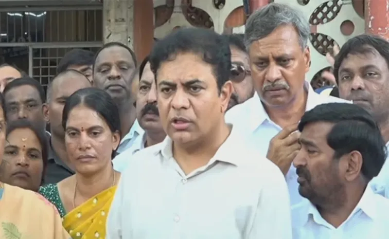 Brs Working President Ktr Consoles Asha Workers In Osmania Hospital