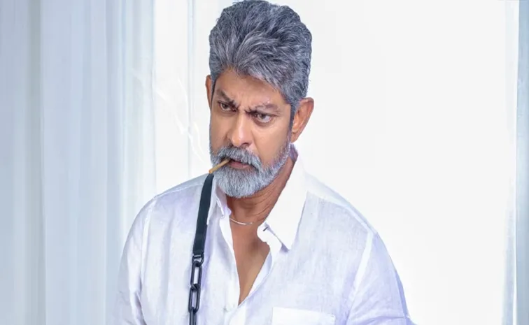 Jagapathi Babu Shares Funny Video On Prabhas Send him Full Meals